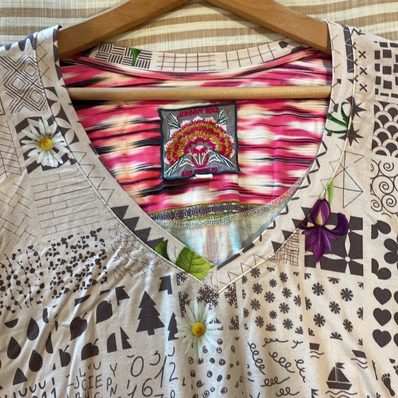 Johnny Was long sleeve swing tee - Picture 4 of 6